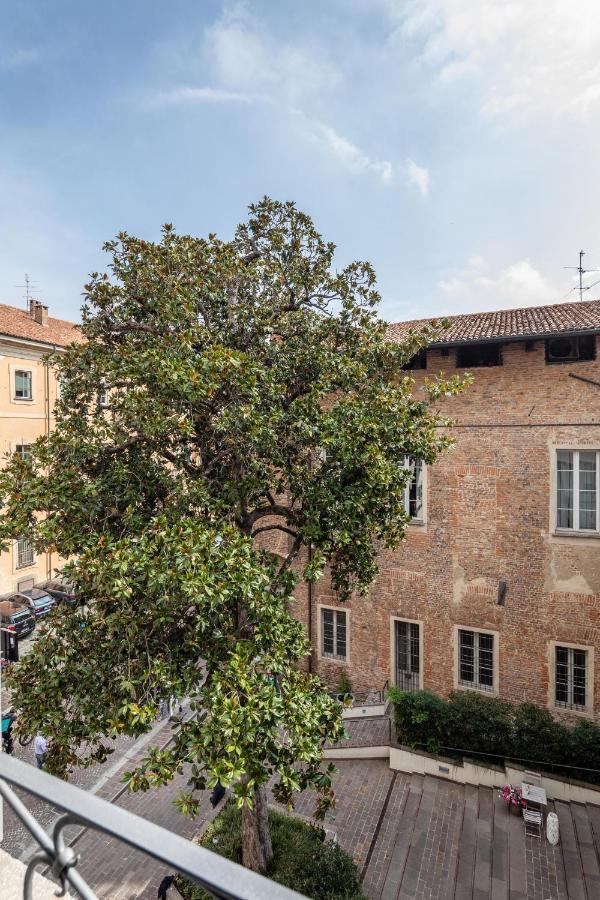 30Cavour Luxury Suites Pavia Exteriér fotografie